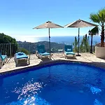 Violetas - Magnificent Sea View, 8 Pers And Baby Cot Available, Quiet Area Villa Lloret de Mar