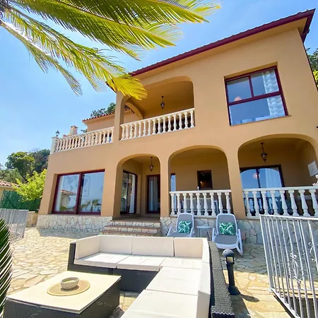 Violetas - Magnificent Sea View, 8 Pers And Baby Cot Available, Quiet Area Villa