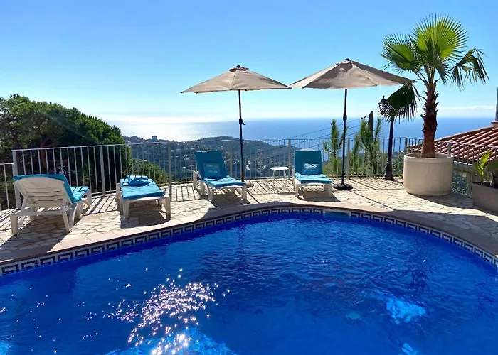 Violetas - Magnificent Sea View, 8 Pers&baby Cot Available, Quiet Area Villa Lloret de Mar
