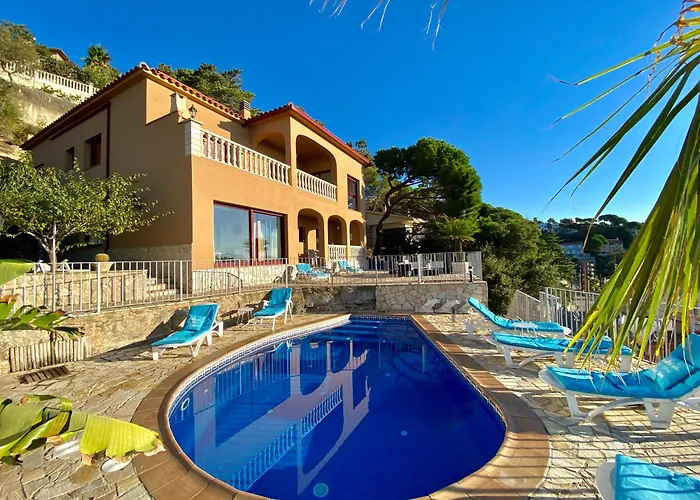 Violetas - Magnificent Sea View, 8 Pers&baby Cot Available, Quiet Area Villa