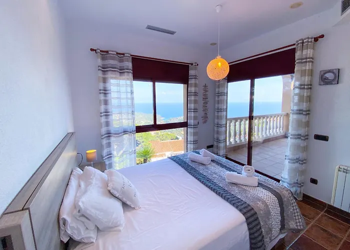 Violetas - Magnificent Sea View, 8 Pers And Baby Cot Available, Quiet Area *