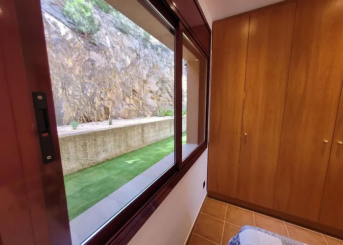 Violetas - Magnificent Sea View, 8 Pers&baby Cot Available, Quiet Area *