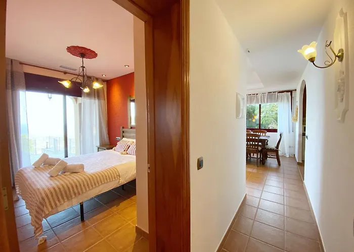 Willa Violetas - Magnificent Sea View, 8 Pers And Baby Cot Available, Quiet Area Lloret de Mar