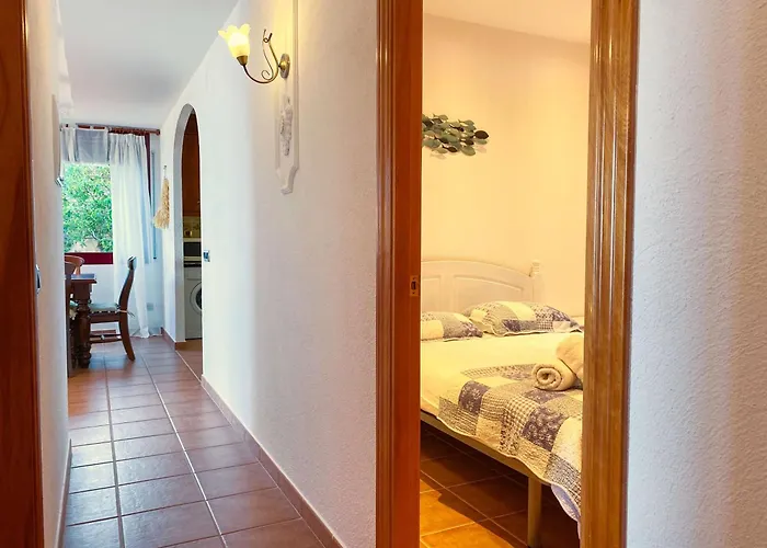 Violetas - Magnificent Sea View, 8 Pers&baby Cot Available, Quiet Area Villa