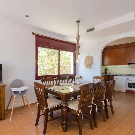 Violetas - Magnificent Sea View, 8 Pers And Baby Cot Available, Quiet Area فيلة *